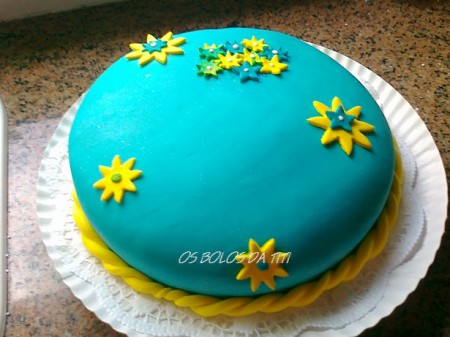 Bolo Flores